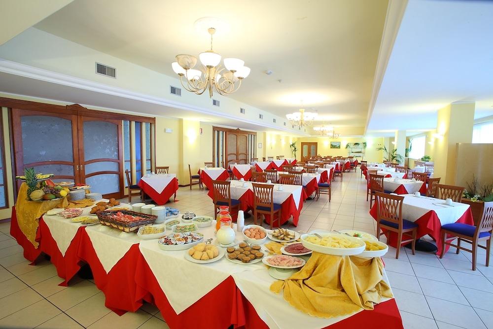 Partenone Resort Hotel Riace Marina Kültér fotó