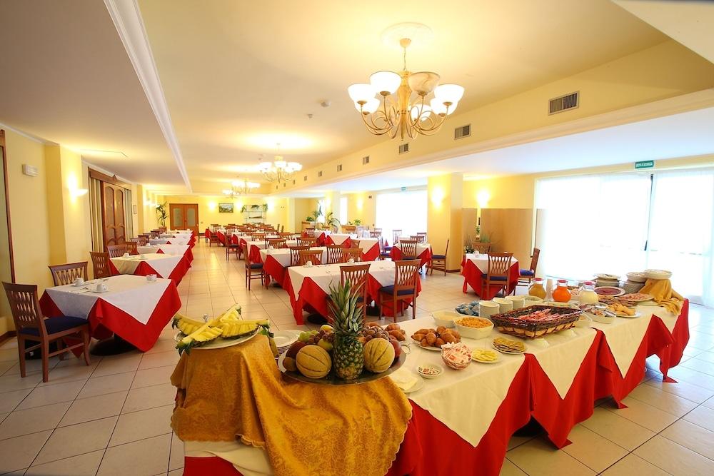 Partenone Resort Hotel Riace Marina Kültér fotó