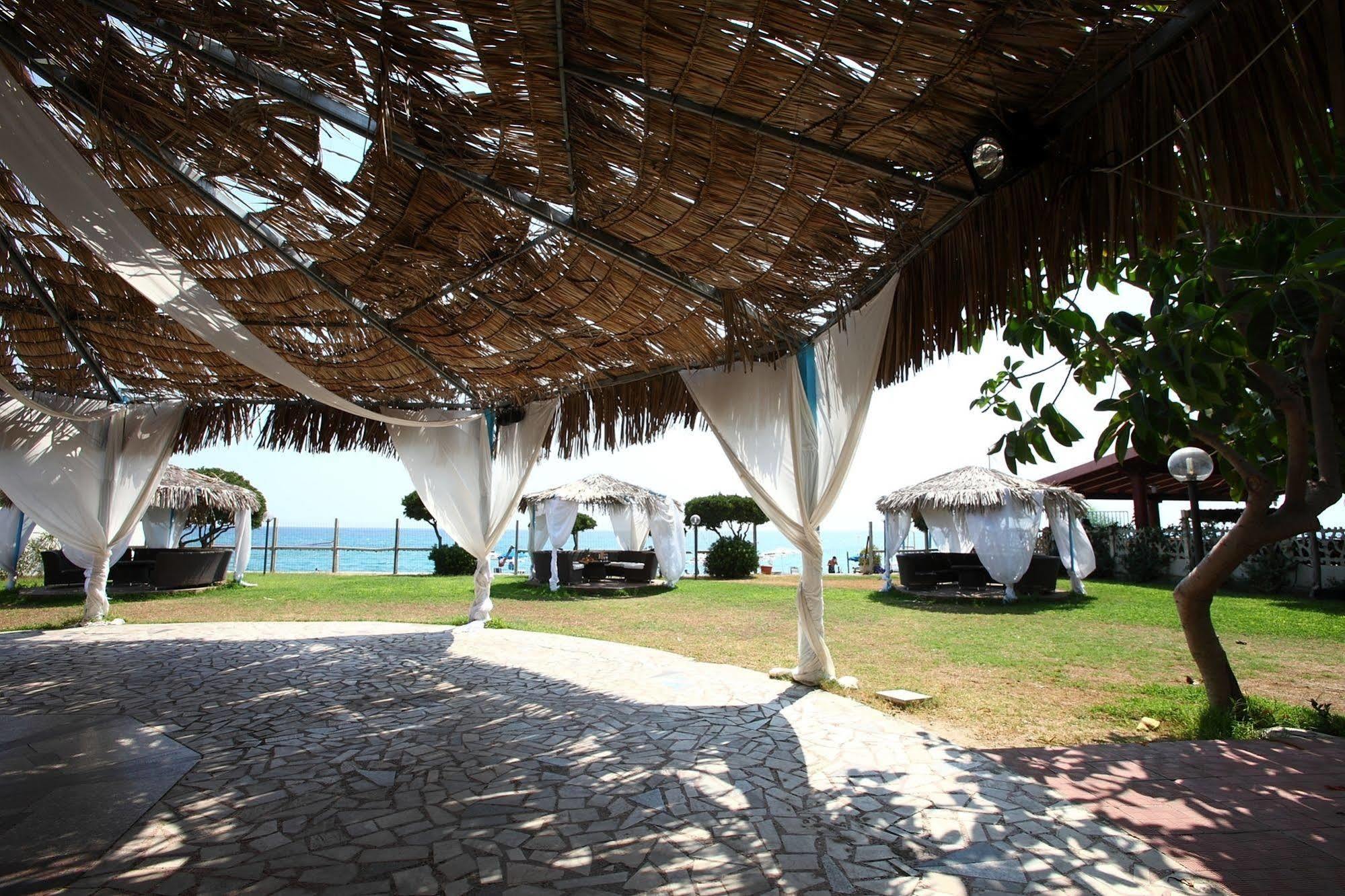 Partenone Resort Hotel Riace Marina Kültér fotó