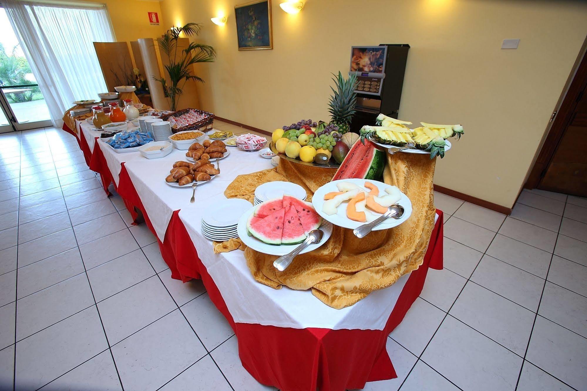 Partenone Resort Hotel Riace Marina Kültér fotó