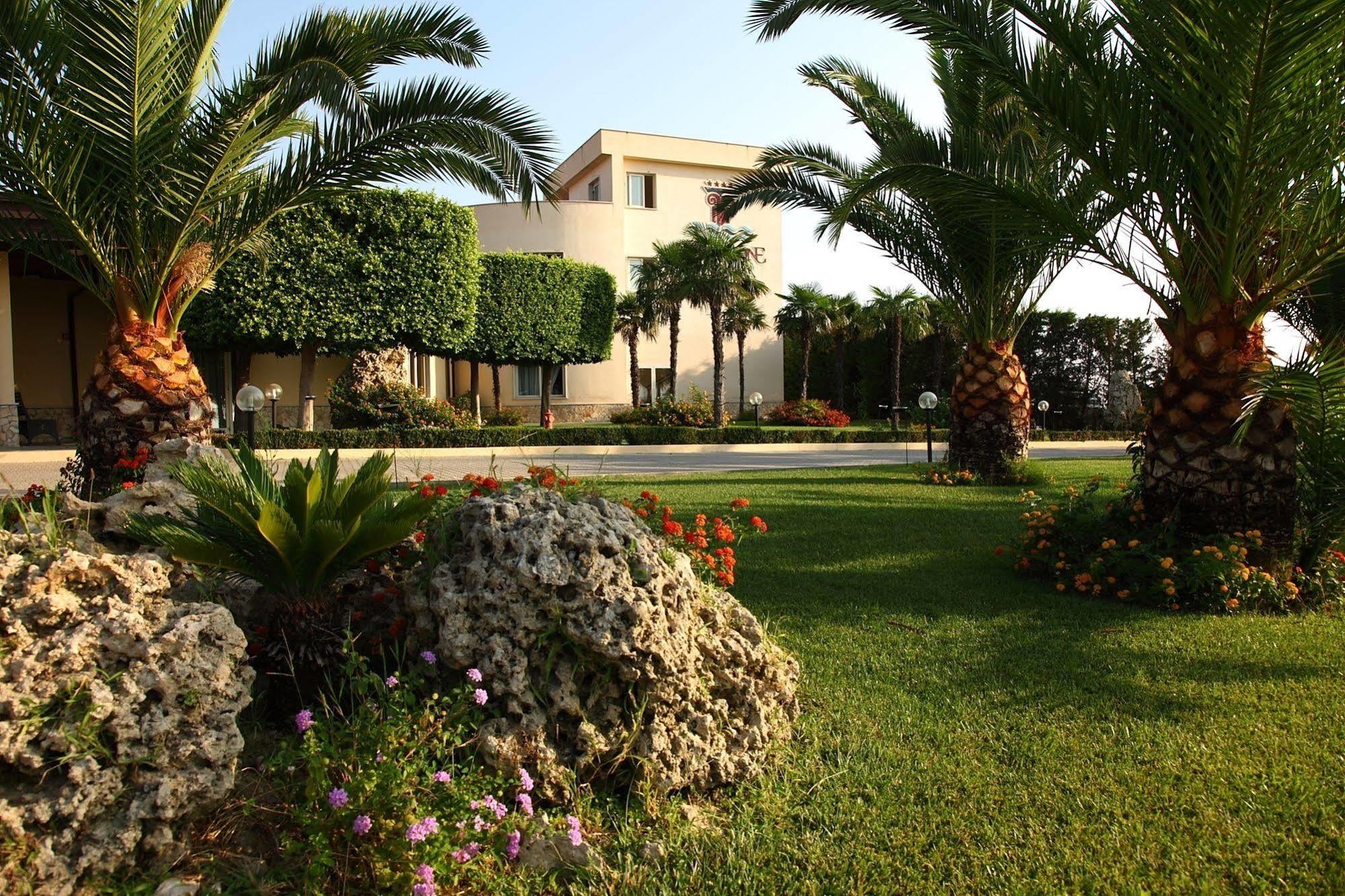 Partenone Resort Hotel Riace Marina Kültér fotó
